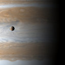 Jupiterio palydovas Ija didžiosios planetos fone