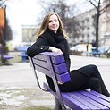 Trečios kartos Amerikos lietuvė, 22 metų Kendra Kiršonis, gimė ir augo Los Andžele, saulėtoje Kalifornijoje. 