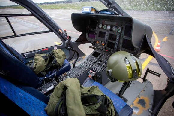 Vidmanto Balkūno/15min.lt nuotr./Pasieniečių „Eurocopter“